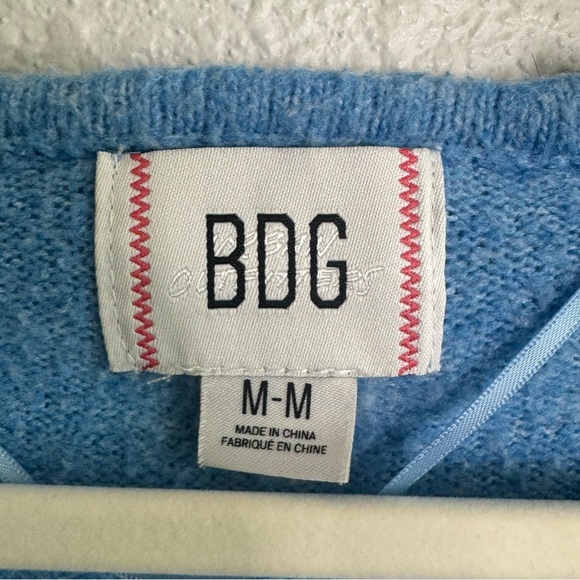 BDG Urban Outfitters Womens Medium Cropped Blue Long Sleeve Casual Sweater Boho - Picture 3 of 8